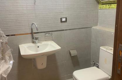 Office Space - Studio - 3 Bathrooms for rent in Al Sayeda Khadija St. - Al Hadiqah Al Dawliyah - 7th District - Nasr City - Cairo