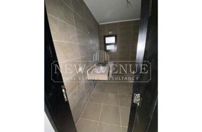 Apartment - 3 Bedrooms - 2 Bathrooms for sale in The Address East - 90 Street - The 5th Settlement - New Cairo City - Cairo