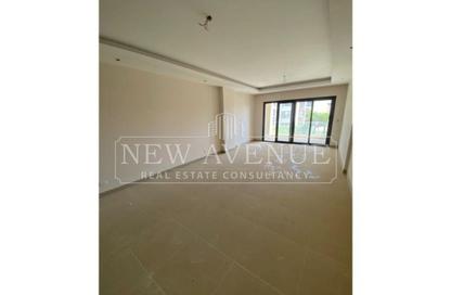 Apartment - 3 Bedrooms - 2 Bathrooms for sale in The Address East - 90 Street - The 5th Settlement - New Cairo City - Cairo