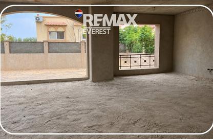 Villa - 3 - 3 for sale in Rayhana Compound - Al Wahat Road - 6 October City - Giza