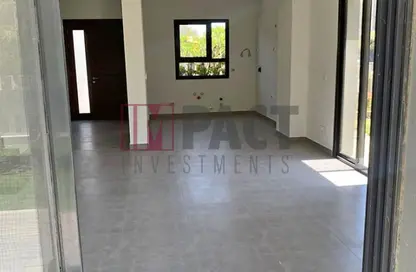 شقة - 2 غرف نوم - 2 حمامات للبيع في كمبوند البروج - كمبوندات الشروق - مدينة الشروق - القاهرة