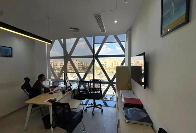 70104479 - Property Image 3