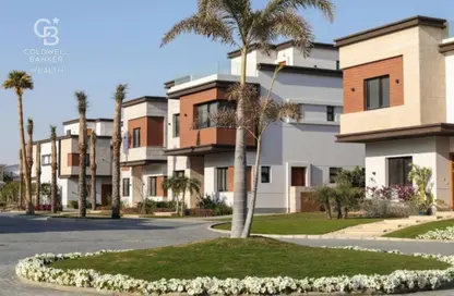 Apartment - 4 Bedrooms - 5 Bathrooms for sale in Azzar - 5th Settlement Compounds - The 5th Settlement - New Cairo City - Cairo