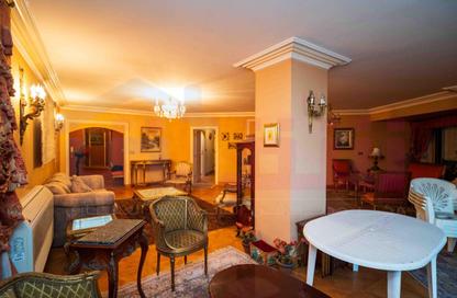 Apartment - 5 Bedrooms - 4 Bathrooms for sale in Laurent - Hay Sharq - Alexandria