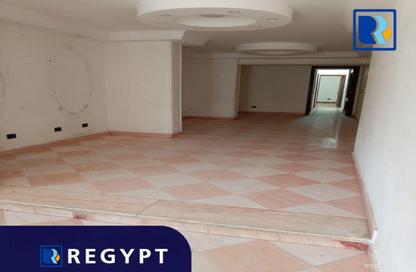 محل تجاري - استوديو - 3 حمامات للايجار في شارع 275 - المعادي الجديدة - حي المعادي - القاهرة