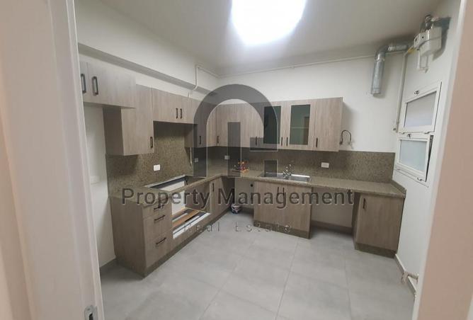 8652730 - Property Image 2