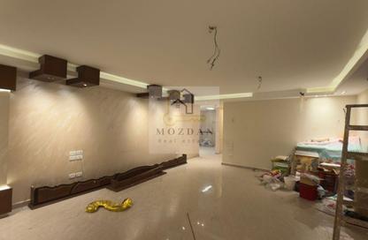 Apartment - 3 Bedrooms - 2 Bathrooms for rent in 10th Sector - Zahraa El Maadi - Hay El Maadi - Cairo