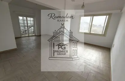 Penthouse - 3 Bedrooms - 2 Bathrooms for rent in Street 210 - Degla - Hay El Maadi - Cairo