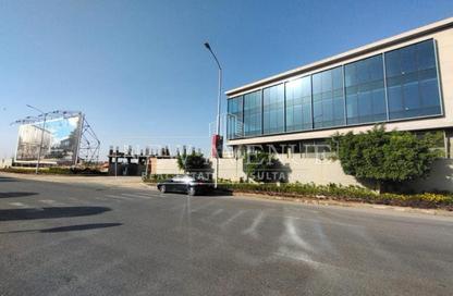 Clinic - Studio - 2 Bathrooms for sale in Sheikh Zayed Desert Road - Riviera City - Sheikh Zayed City - Giza