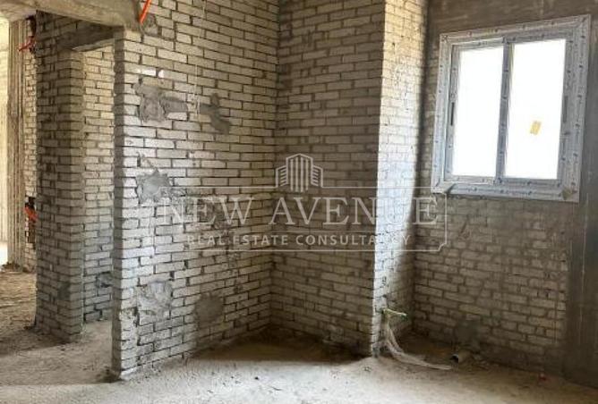 102621518 - Property Image 2