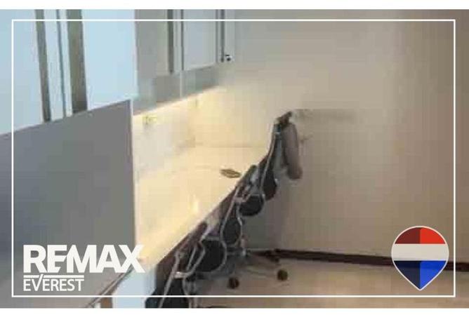 8608393 - Property Image 2