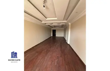 شقة - 3 غرف نوم - 2 حمامات للبيع في الحصري - مدينة 6 أكتوبر - الجيزة