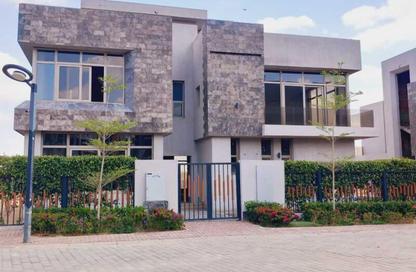 Villa - 4 Bedrooms - 3 Bathrooms for sale in Sun Capital - Fayoum Desert road - 6 October City - Giza
