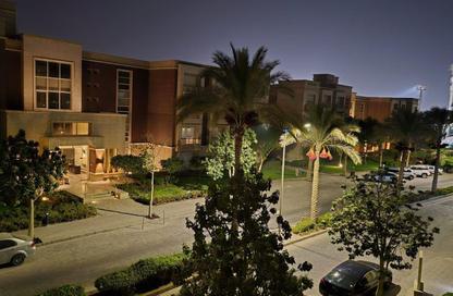 Apartment - 3 Bedrooms - 3 Bathrooms for rent in New Giza - Cairo Alexandria Desert Road - 6 October City - Giza