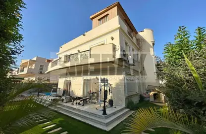 Villa - 5 Bedrooms - 7 Bathrooms for sale in Maxim - The 1st Settlement - New Cairo City - Cairo