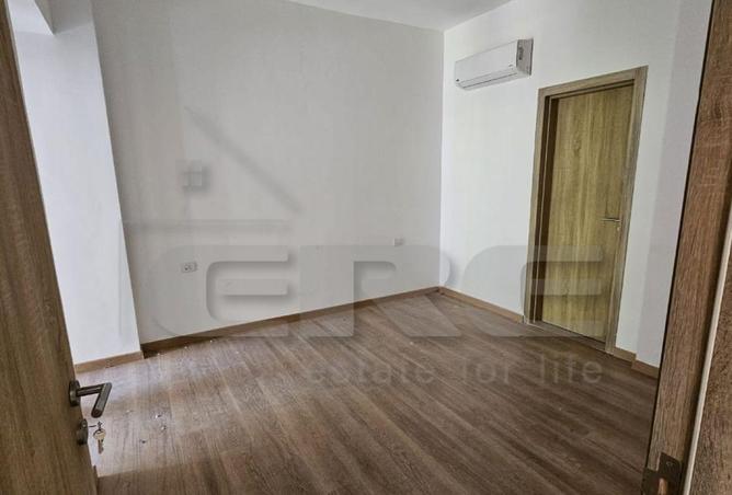 106020686 - Property Image 2
