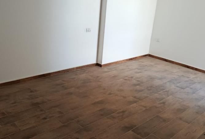 93985405 - Property Main Image