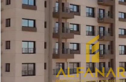 Apartment - 3 Bedrooms - 2 Bathrooms for sale in Qamary - R8 - New Capital City - Cairo