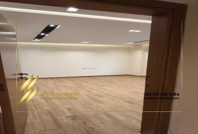 8431912 - Property Image 3