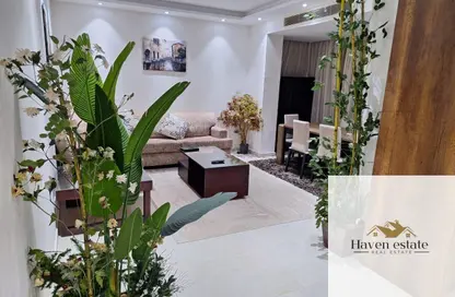 Apartment - 2 Bedrooms - 2 Bathrooms for rent in Lake View Residence - 5th Settlement Compounds - The 5th Settlement - New Cairo City - Cairo