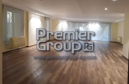 دوبلكس - 4 غرف نوم - 3 حمامات للايجار في شارع 28 - الحي الخامس - التجمع الخامس - مدينة القاهرة الجديدة - القاهرة