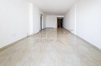 Apartment - 3 Bedrooms - 3 Bathrooms for rent in New Smouha - Smouha - Hay Sharq - Alexandria
