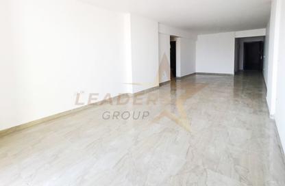 Apartment - 3 Bedrooms - 3 Bathrooms for rent in New Smouha - Smouha - Hay Sharq - Alexandria