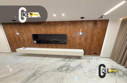 Apartment - 2 Bedrooms - 1 Bathroom for rent in Ahmed Bin Hanbal St. - Rehab City First Phase - Al Rehab - New Cairo City - Cairo