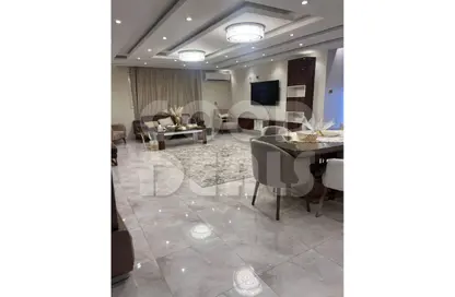 Apartment - 3 Bedrooms - 2 Bathrooms for sale in Al Hassani St. - Mohandessin - Giza