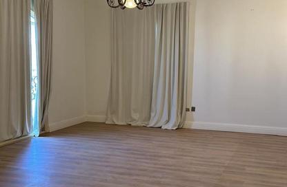 Apartment - 3 Bedrooms - 2 Bathrooms for rent in Area B - Ganoob El Acadimia - New Cairo City - Cairo