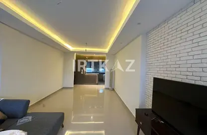 Apartment - 3 Bedrooms - 2 Bathrooms for sale in The Address East - 90 Street - The 5th Settlement - New Cairo City - Cairo