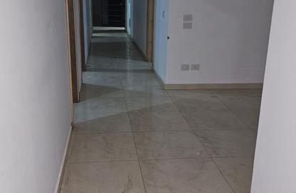 Apartment - 3 Bedrooms - 2 Bathrooms for sale in Doctor Ali Mosharafa St. - Al Narges 6 - Al Narges - New Cairo City - Cairo
