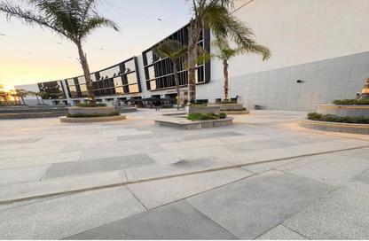 Office Space - Studio - 2 for rent in Lake Town Mall - 5th Settlement Compounds - The 5th Settlement - New Cairo City - Cairo