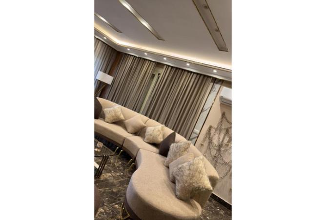 68787031 - Property Image 2