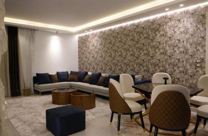Apartment - 2 Bedrooms - 2 Bathrooms for sale in Mostashareen - North Investors Area - New Cairo City - Cairo