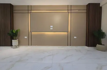 Apartment - 3 Bedrooms - 2 Bathrooms for sale in Al Lebeny Axis - El Mariouteya - Faisal - Hay El Haram - Giza