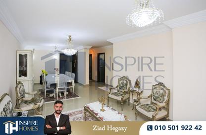 Apartment - 3 Bedrooms - 2 Bathrooms for sale in Abdel Salam Aref St. - Laurent - Hay Sharq - Alexandria