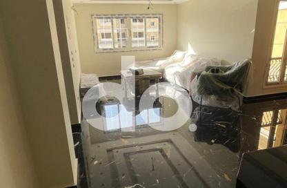 Apartment - 2 - 2 for sale in Mountain View Hyde Park - 5th Settlement Compounds - The 5th Settlement - New Cairo City - Cairo