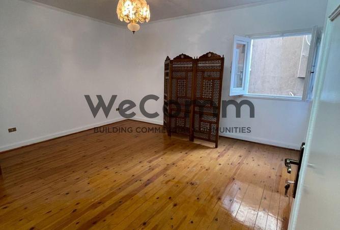 74042710 - Property Image 2