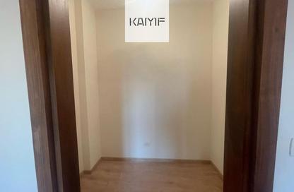 Apartment - 3 Bedrooms - 2 Bathrooms for sale in El Patio Oro - 5th Settlement Compounds - The 5th Settlement - New Cairo City - Cairo