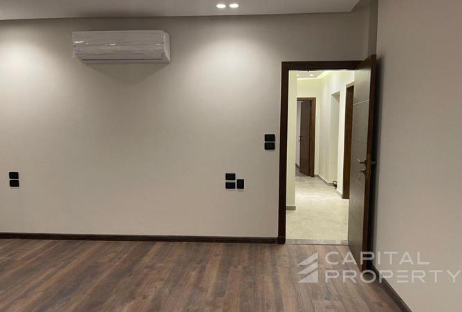 70363090 - Property Image 3