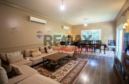 Apartment - 3 Bedrooms - 3 Bathrooms for sale in October Plaza - 6 October Compounds - 6 October City - Giza