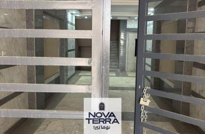 Apartment - 3 Bedrooms - 2 Bathrooms for sale in Gates Prive - Waslet Dahshur Road - Sheikh Zayed City - Giza