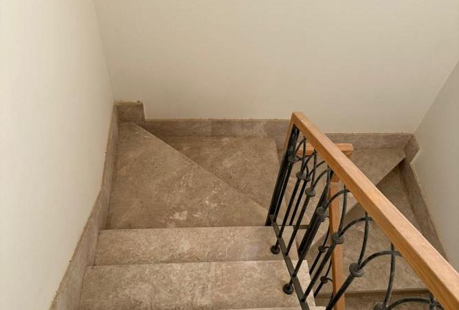 62175339 - Property Image 2