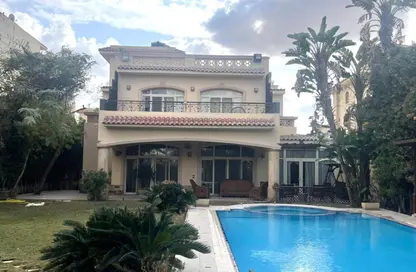 فيلا - 4 غرف نوم - 4 حمامات للبيع في الشروق 2000 - كمبوندات الشروق - مدينة الشروق - القاهرة