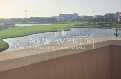 فيلا - 7 غرف نوم - 8 حمامات للبيع في مراسي - سيدي عبد الرحمن - الساحل الشمالي