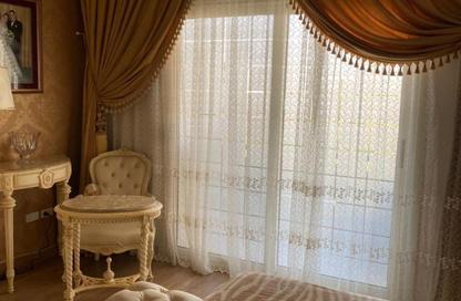 شقة - 3 غرف نوم - 3 حمامات للبيع في زايد 2000 - الحي الرابع - الشيخ زايد - الجيزة