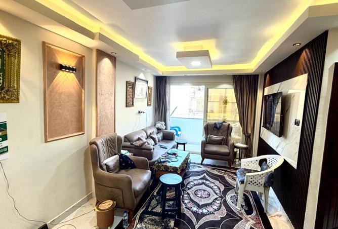 98838991 - Property Image 2