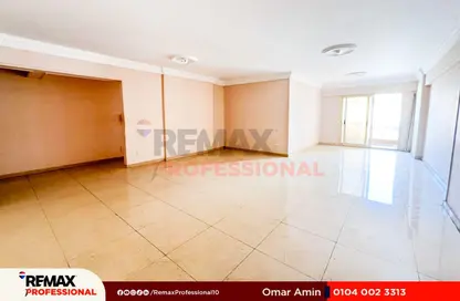 شقة - 3 غرف نوم - 2 حمامات للبيع في شارع إبن النديم - بولكلي - حي شرق - الاسكندرية