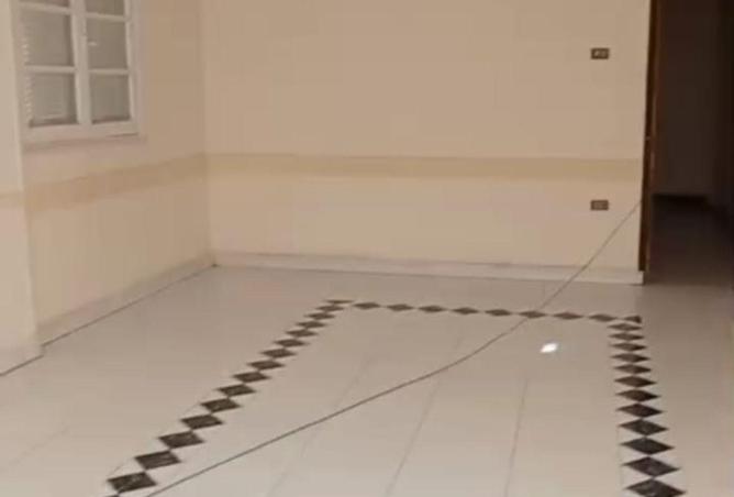 54231177 - صورة العقار 2